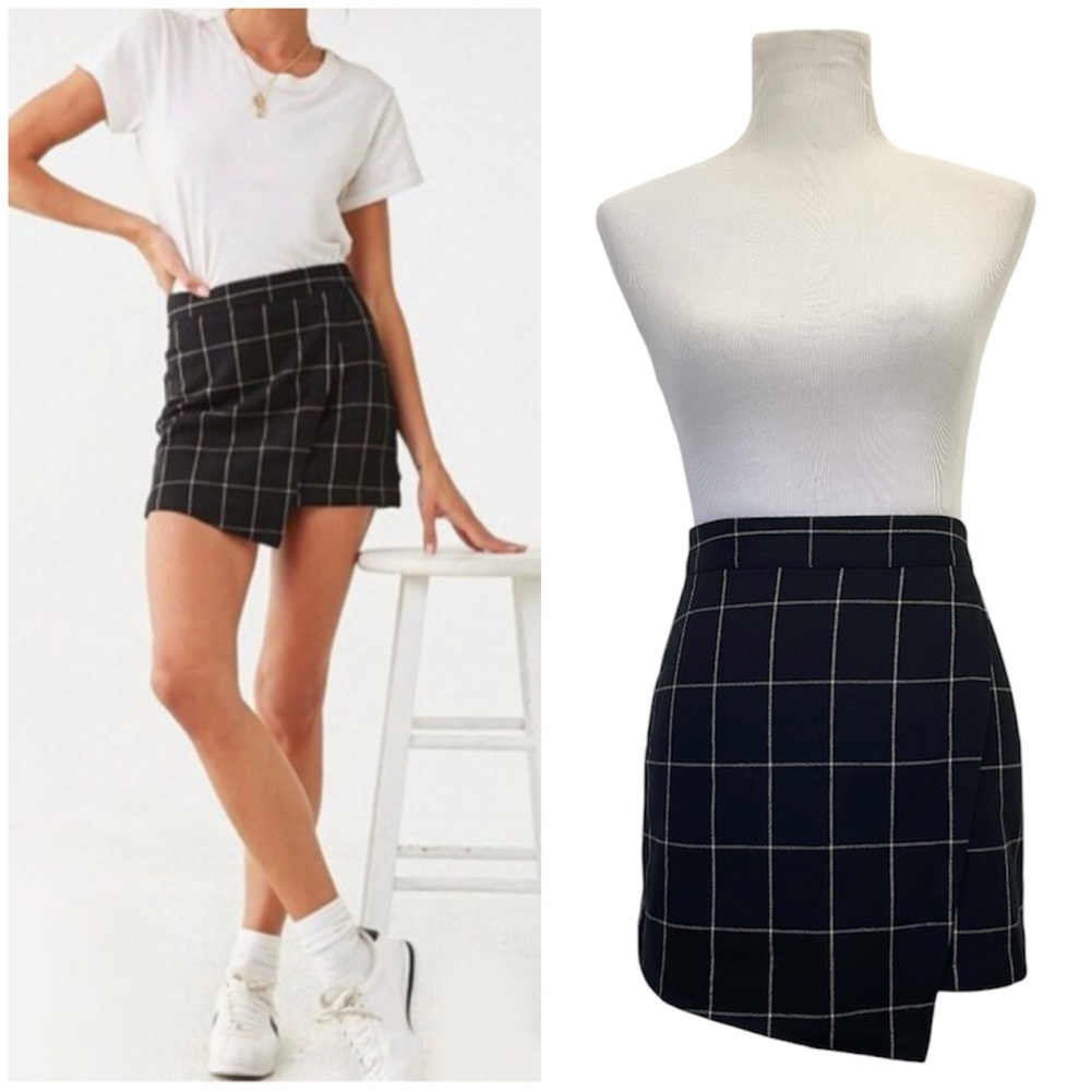 Flannel Plaid A-Line Wrap Mini Skirt | F21, Women’s Small - Black/White